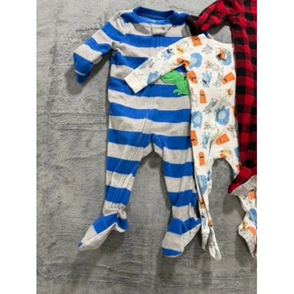 Simple Joys Child of Mine by‎ Carters Baby Pajamas 12M Footed Sleepers Lot of 3
